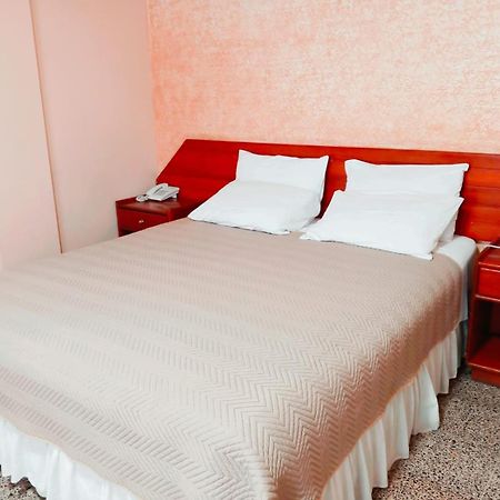 Hotel 7 Calles Санта-Крус-де-ла-Сьєрра Екстер'єр фото