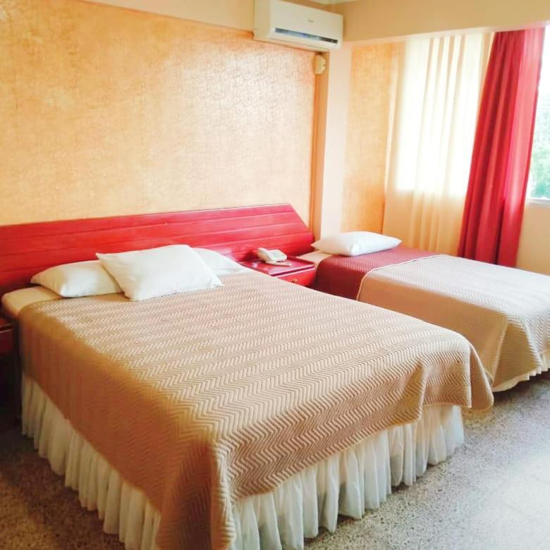 Hotel 7 Calles Санта-Крус-де-ла-Сьєрра Екстер'єр фото